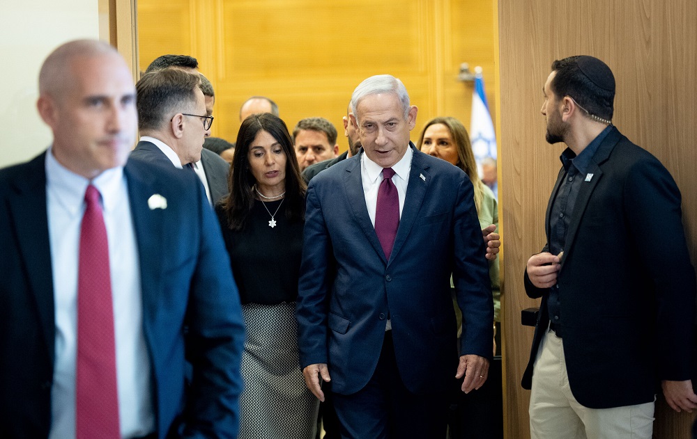 Opozita ne Izrael bashkohet me qeverine ne pergjigje te luftes kunder Hamasit